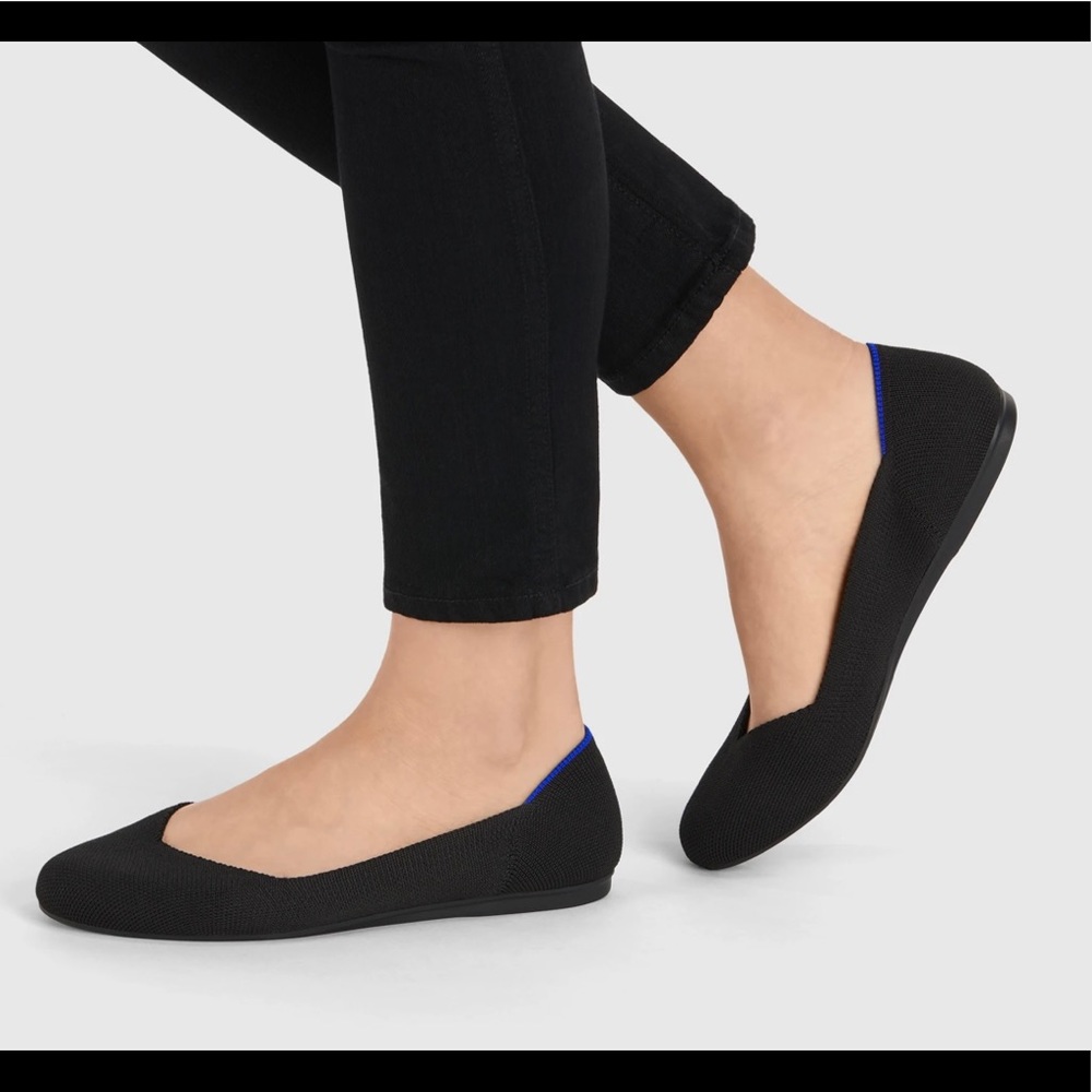 Rothys black solid round toe flat shoes